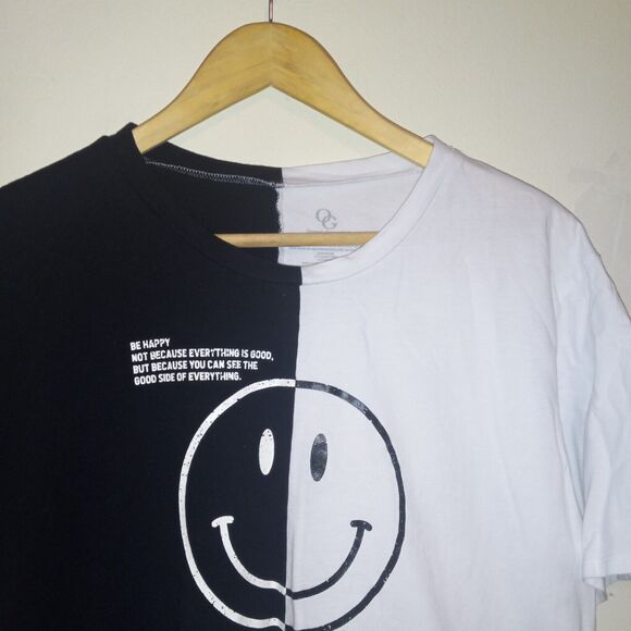 Organic Generation X-Large  Color Block Smiley Crop Top-Black & White-Be Happy - Picture 2 of 5